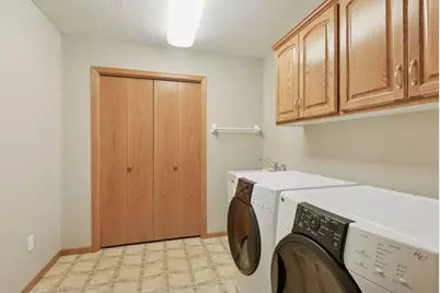 10025 Northwood Lane N, Brooklyn Park, MN 55443 - Photo 28