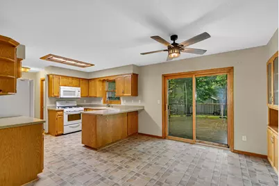 1812 Haller Way, Saint Cloud, MN 56301 - Photo 18