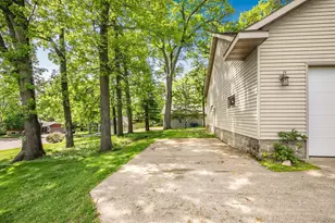 1812 Haller Way, Saint Cloud, MN 56301 - Photo 4