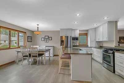 1403 33rd Avenue N #16, Saint Cloud, MN 56303 - Photo 4