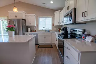 1827 S Cascade St, Fergus Falls, MN 56537 - Photo 14