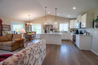 1827 S Cascade Street, Fergus Falls, MN 56537 - Photo 16