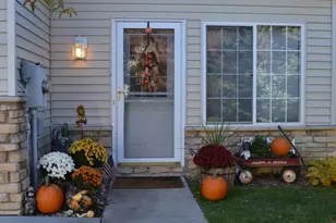 8920 Pheasant Ln, Saint Bonifacius, MN 55375 - Photo 2
