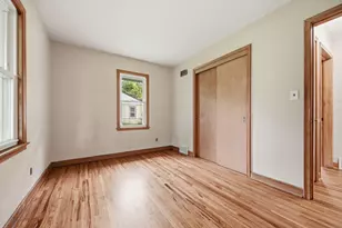 1015 Dionne St, Roseville, MN 55113 - Photo 20