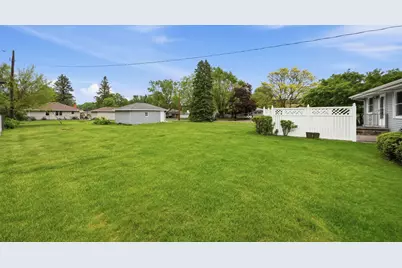 1015 Dionne Street, Roseville, MN 55113 - Photo 32