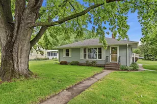 1015 Dionne St, Roseville, MN 55113 - Photo 1