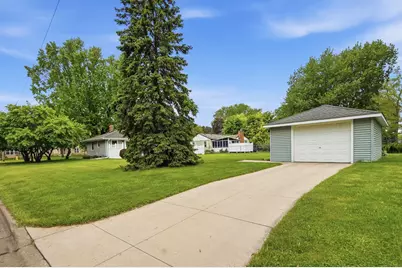 1015 Dionne Street, Roseville, MN 55113 - Photo 30