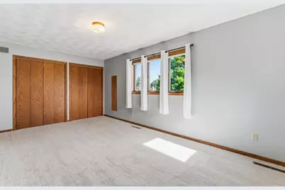 1203 22nd Avenue SW, Austin, MN 55912 - Photo 26
