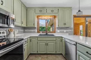 1203 22nd Ave SW, Austin, MN 55912 - Photo 12