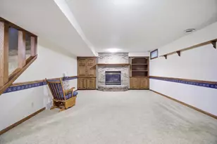 2000 9th St SW, Austin, MN 55912 - Photo 32