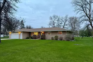 1228 Edgewood Dr, Thief River Falls, MN 56701 - Photo 18