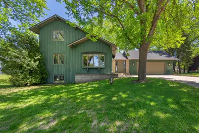 421 10th Avenue SE, Faribault, MN 55021 - Photo 1