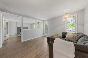 421 10th Ave SE, Faribault, MN 55021 - Photo 4