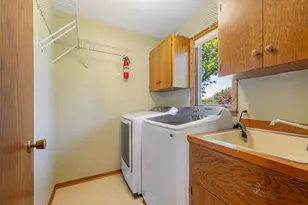 421 10th Ave SE, Faribault, MN 55021 - Photo 20