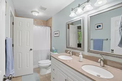 15074 Woodhill Trail, Eden Prairie, MN 55346 - Photo 32