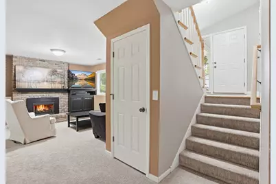 15074 Woodhill Trail, Eden Prairie, MN 55346 - Photo 24