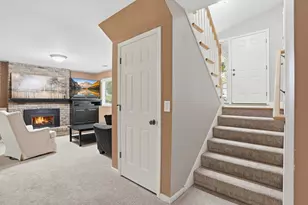 15074 Woodhill Trail, Eden Prairie, MN 55346 - Photo 24