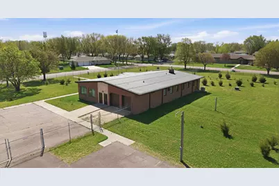612 N Brown Street, Winthrop, MN 55396 - Photo 1