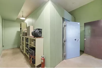 612 N Brown Street, Winthrop, MN 55396 - Photo 24
