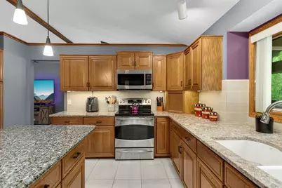 105 Interlachen Road, Burnsville, MN 55306 - Photo 12