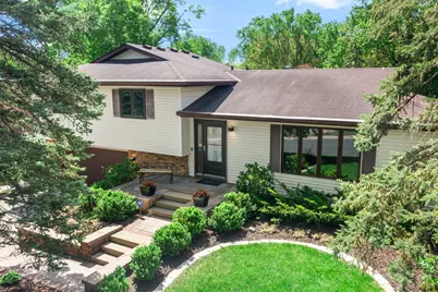 9117 34 1/2 Avenue N, New Hope, MN 55427 - Photo 2