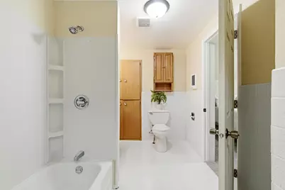 256 Rose Avenue W, Saint Paul, MN 55117 - Photo 16