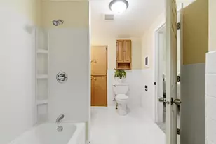 256 Rose Ave W, Saint Paul, MN 55117 - Photo 16