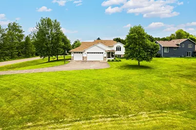 29084 Machmeier Court, Lindstrom, MN 55045 - Photo 4