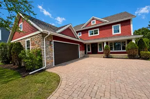 1016 Fox Knoll Dr SW, Rochester, MN 55902 - Photo 2