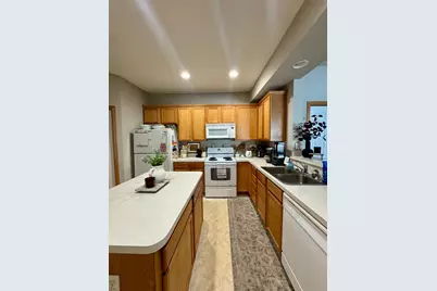12215 Urbank Street NE #G, Blaine, MN 55449 - Photo 4