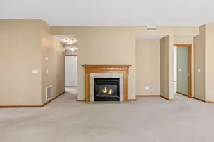 1692 Oakbrooke Way, Eagan, MN 55122 - Photo 22
