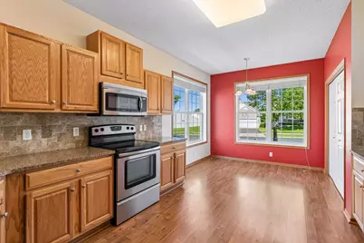 1692 Oakbrooke Way, Eagan, MN 55122 - Photo 12