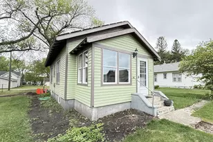 246 E Rooney Ave, Appleton, MN 56208 - Photo 2