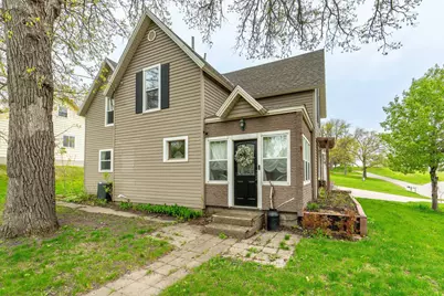 200 5th Avenue SE, Pelican Rapids, MN 56572 - Photo 1