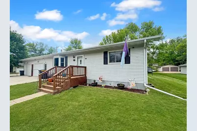 2760 Oak Avenue, Slayton, MN 56172 - Photo 1