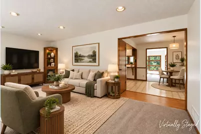 2050 Farrington Street, Roseville, MN 55113 - Photo 2