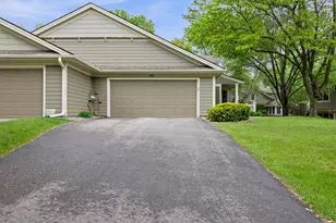 809 Ivy Ln, Eagan, MN 55123 - Photo 48
