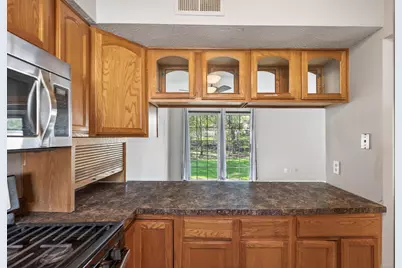 605 Portland Drive E, Burnsville, MN 55337 - Photo 14
