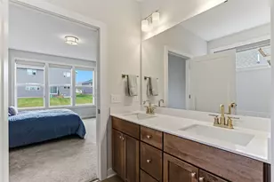 2080 Ridgepointe Dr, Hastings, MN 55033 - Photo 16
