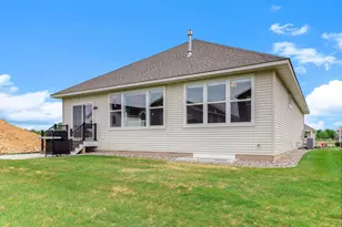 2080 Ridgepointe Dr, Hastings, MN 55033 - Photo 36