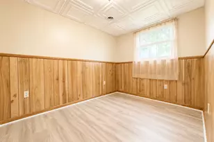 5250 W 9th St, Winona, MN 55987 - Photo 12