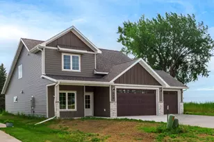 520 Leonard St, Hawley, MN 56549 - Photo 2