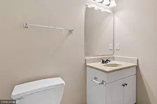 1900 Hawthorne Point, Hudson, WI 54016 - Photo 18