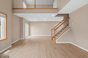 1900 Hawthorne Point, Hudson, WI 54016 - Photo 8