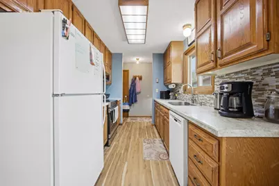 434 Dale Avenue, Moorhead, MN 56560 - Photo 8