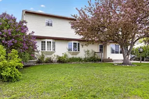729 7th St S, Breckenridge, MN 56520 - Photo 2