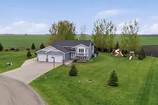 520 3rd Street W, Sabin, MN 56580 - Photo 6