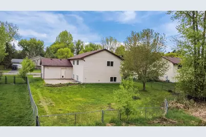 518 Horseshoe Lane, Braham, MN 55006 - Photo 36