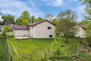 518 Horseshoe Ln, Braham, MN 55006 - Photo 36