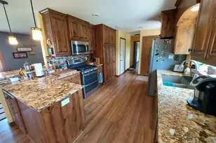 409 Sundown Dr, Avon, MN 56310 - Photo 4